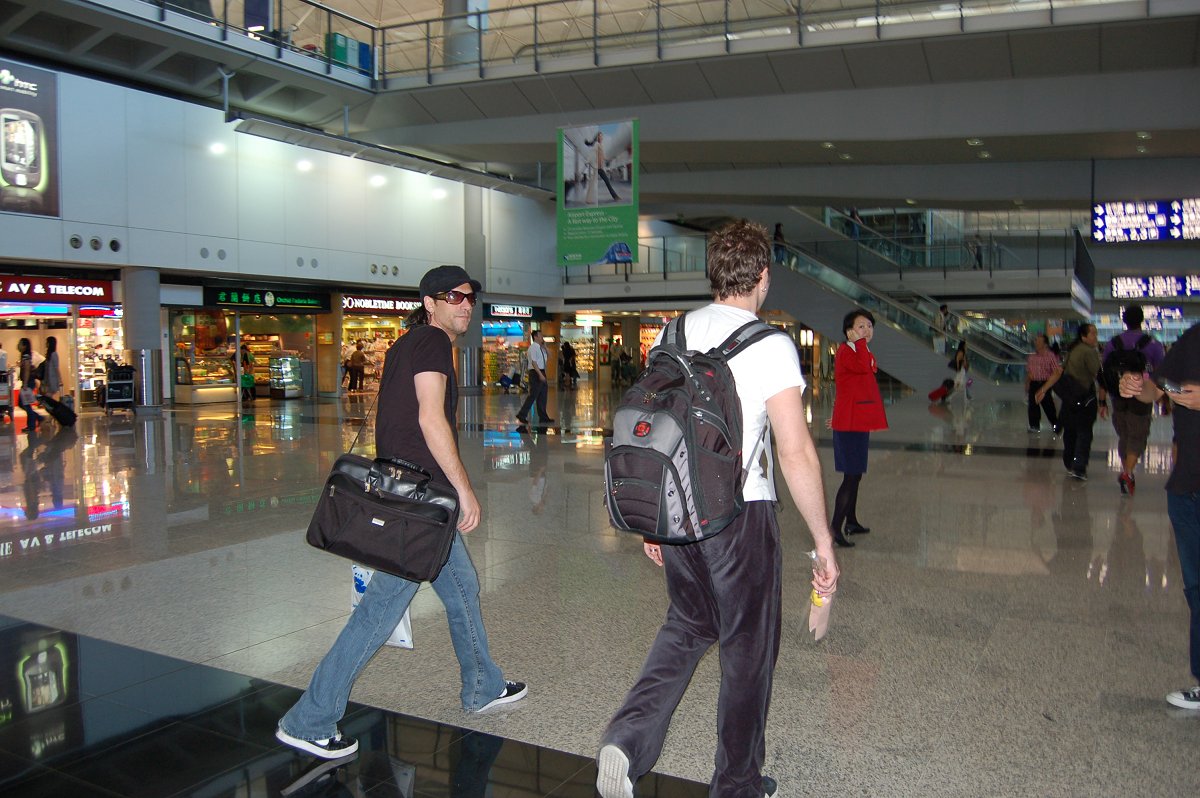 Hong Kong Airport, 2007