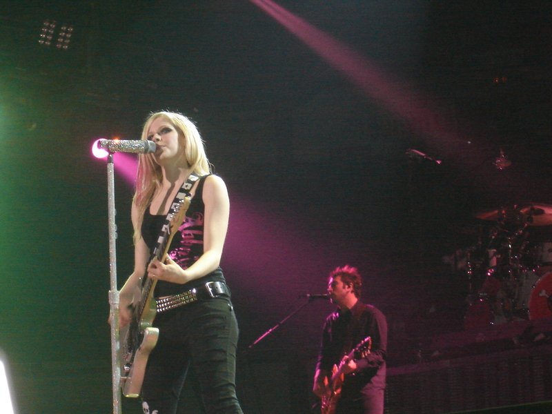 Uniondale, NY - April 11  
Photo: Best Damn Sofi & Lindsey Fans.
