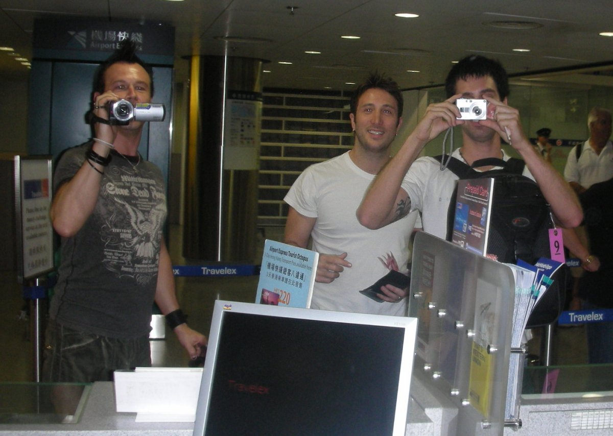 Hong Kong Airport, 2007